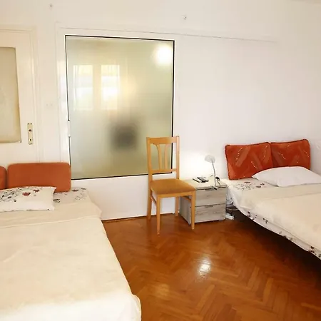 Wilma Apartment *